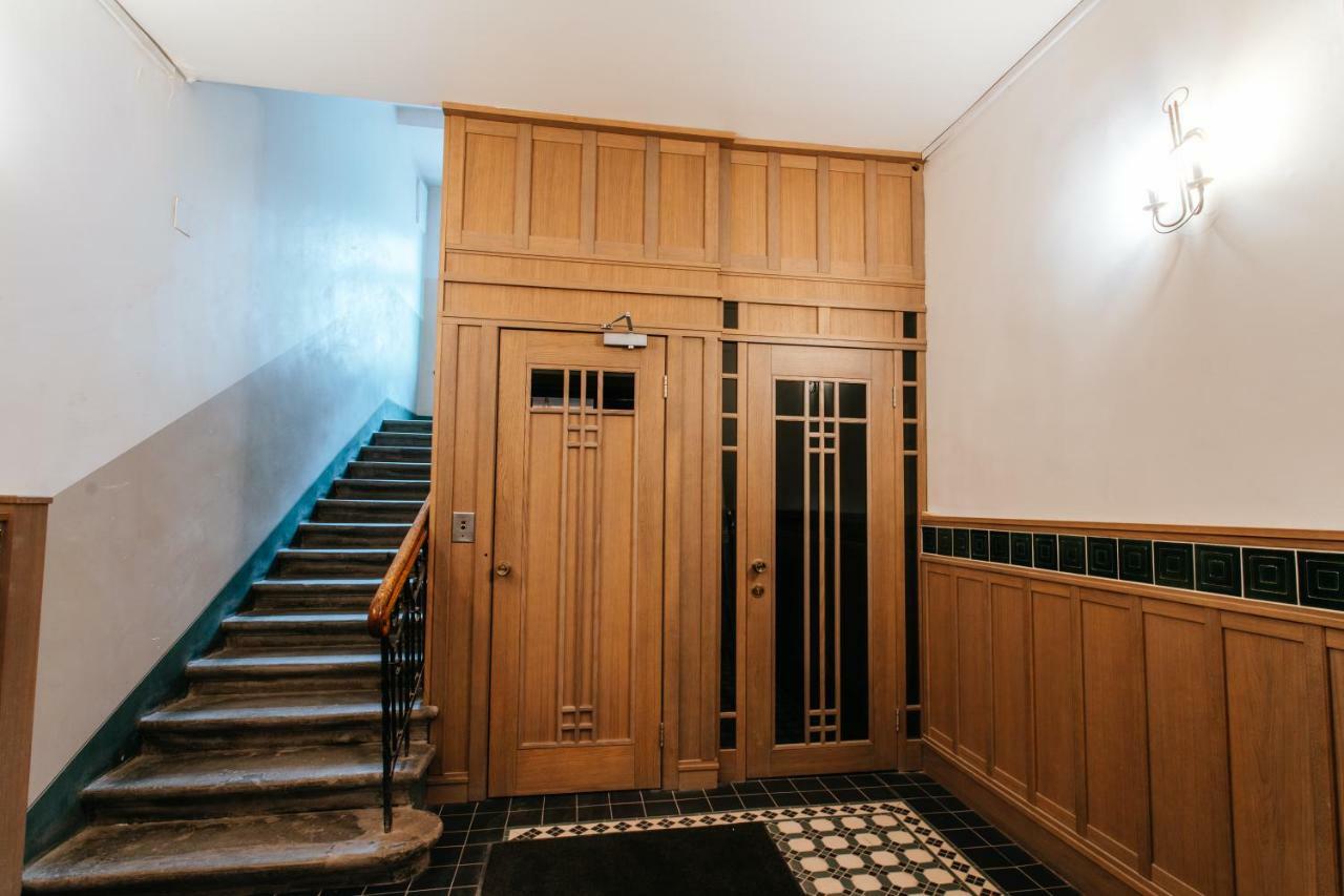 Central Comfort At Hanzas Residence, Stay Near Cafes, Bars, Museums & Esplanade Рига Экстерьер фото