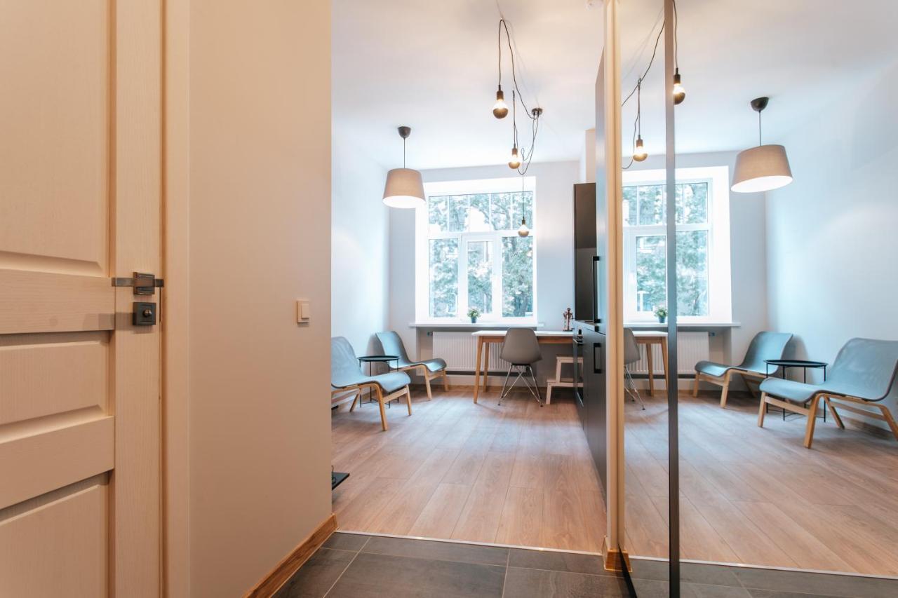 Central Comfort At Hanzas Residence, Stay Near Cafes, Bars, Museums & Esplanade Рига Экстерьер фото